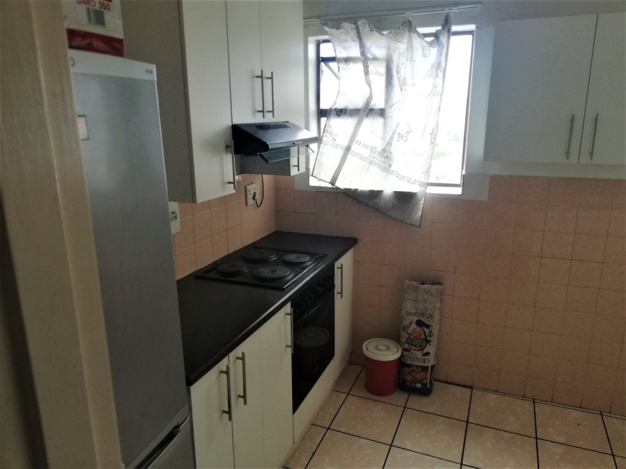 1 Bedroom Property for Sale in Churchill Estate Western Cape